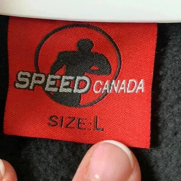 Speed Canada black hoodie with front zipper and hood - Picture 3 of 4